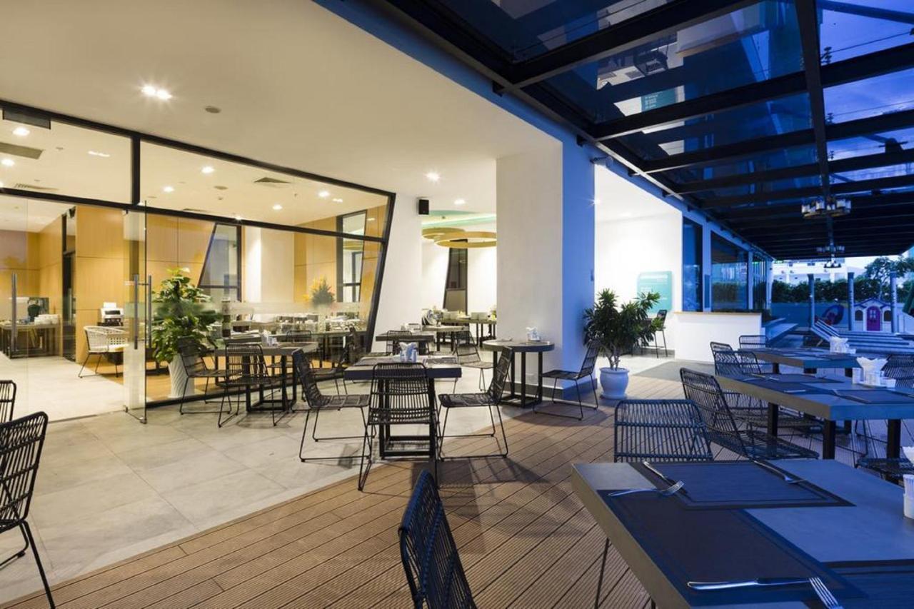 Parama Apartments Balcony Beachfront 나트랑 외부 사진