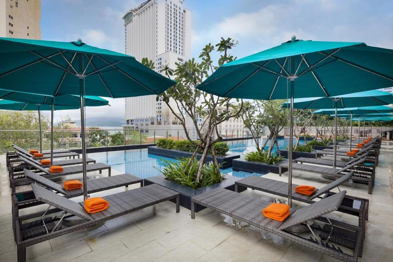 Parama Apartments Balcony Beachfront 나트랑 외부 사진