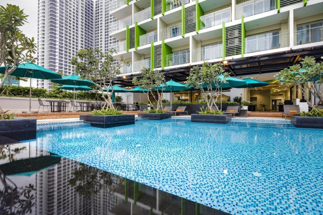 Parama Apartments Balcony Beachfront 나트랑 외부 사진