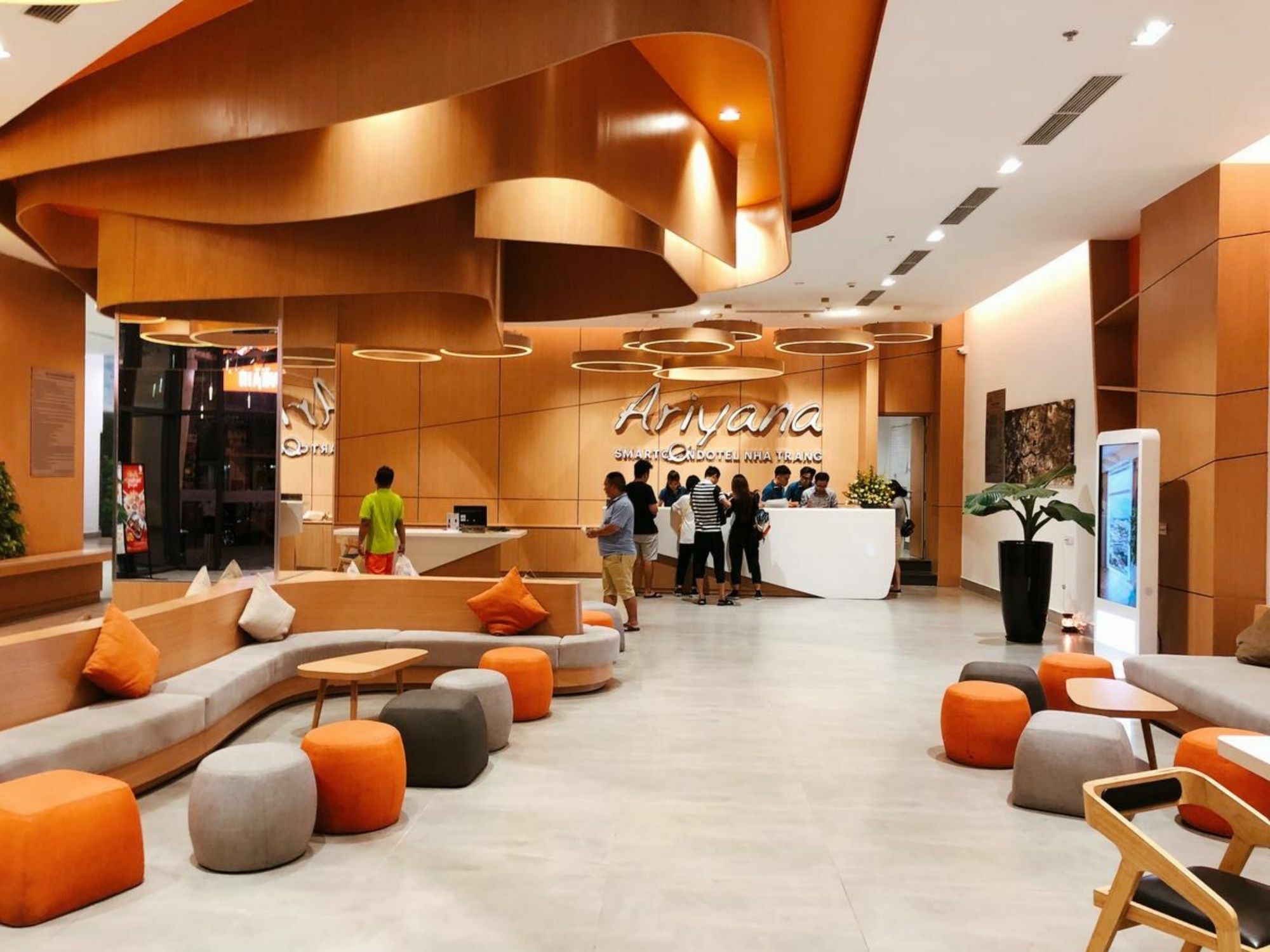 Parama Apartments Balcony Beachfront 나트랑 외부 사진