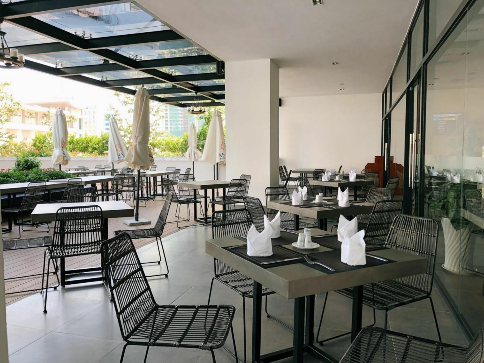 Parama Apartments Balcony Beachfront 나트랑 외부 사진