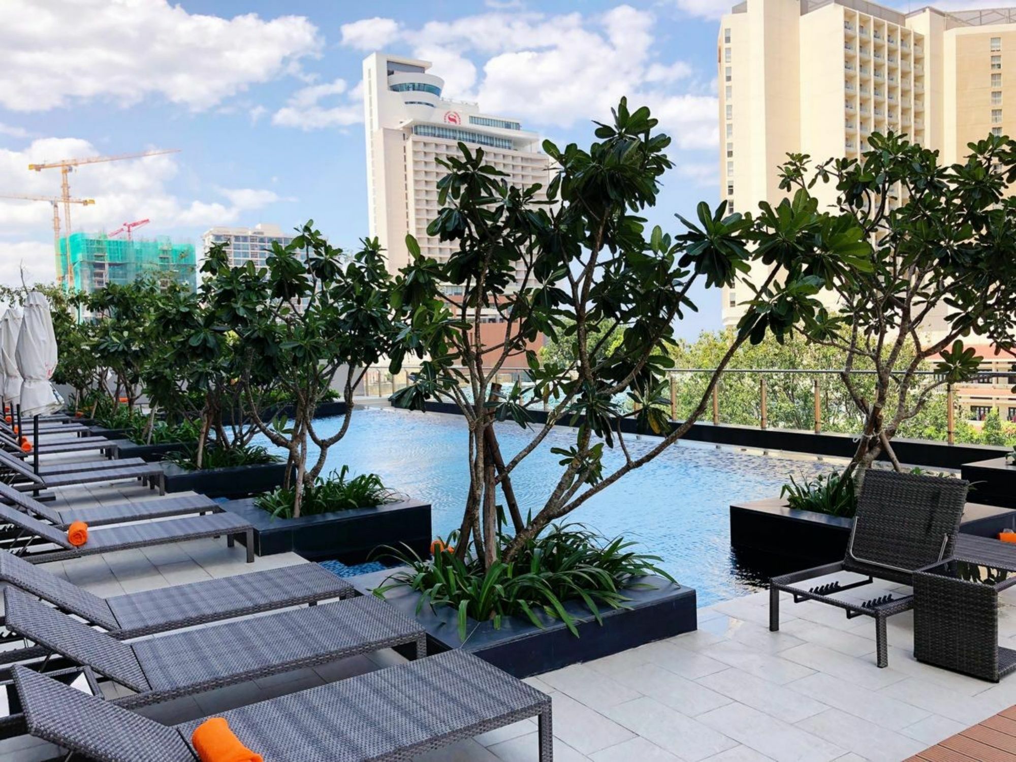 Parama Apartments Balcony Beachfront 나트랑 외부 사진